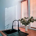 דירה Nuit Romantique, Avec Jacuzzi Et Cinema Prive Au Design Japandi גואבוילר