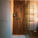 דירה Nuit Romantique, Avec Jacuzzi Et Cinema Prive Au Design Japandi