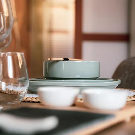 Nuit Romantique, Avec Jacuzzi Et Cinema Prive Au Design Japandi Apartment